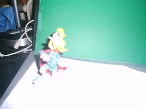 ASTERIX PLASTOY 2000 FIGURINE ASSURANCETOURIX - Imagen 1 de 2