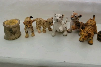 Boneco Schleich animal, filhote de jaguar, filhote de leopardo filhote de chita lote de 6 - Imagem 1 de 4