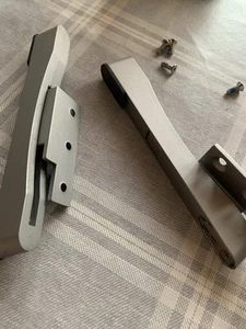 Bang & Olufsen Beovision 8-32 LCD HD FEET - Picture 1 of 5