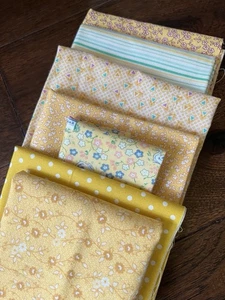 1930’s Vintage Feedsack Fabric-Over 1.5 Yards Total- Yellow Reproduction- VTG - Picture 1 of 9