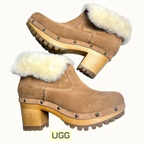Botas zueco de cuero gamuza UGG tacón de madera ribete de piel de oveja tachonadas para mujer talla 6 - Imagen 1 de 12