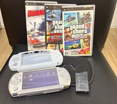 Sony PSP-3000 Console Silver Color  Region free - Image 1 of 4