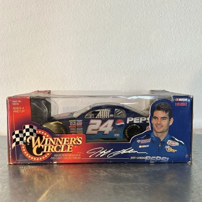 Vintage 1998 Winner's Circle Nascar Jeff Gordon #24 1/24 Scale Pepsi Diecast Car - Image 1 of 4