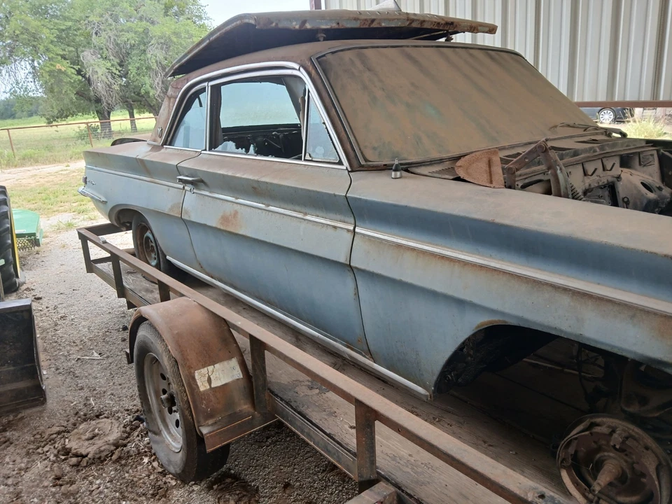 1962 Cutlass F85 MAKE OFFER  - Image 1 of 4