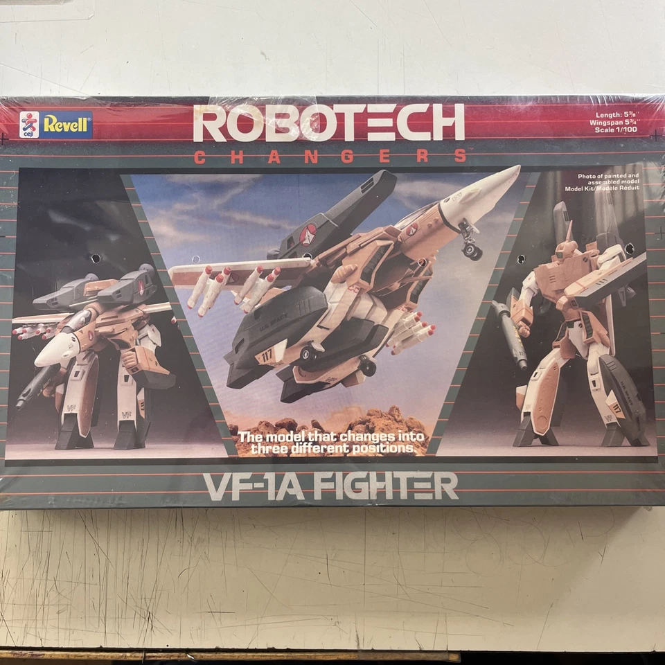 Revell Robotech Changers VF-1A Fighter Model Kit 1/100 Scale #1409 New Sealed - Image 1 of 4