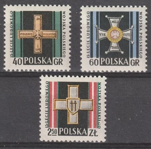 Poland 1958 #823-25 Polish People's Army, 15th Anniversary - MNH (Set of 3) - Picture 1 of 4