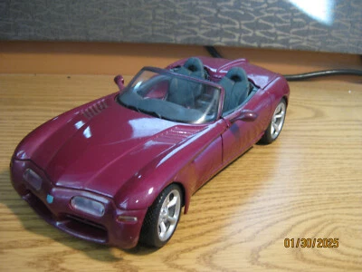 1/18  SCALE    DODGE  COPPERHEAD CONCEPT ,  IN  PURPLE BY  MAISTO  ,  NO BOX - Image 1 of 4