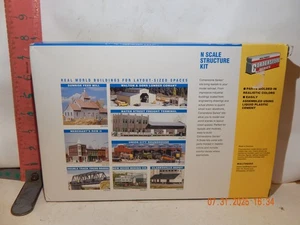 Walthers Cornerstone 933-3219 Spur N North Island Refinery Bausatz - Bild 1 von 2