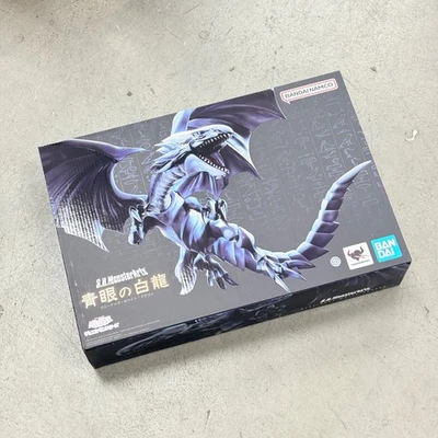 Dragón Blanco Ojos Azules "Yu-Gi-Oh! Figura de acción S.H.MonsterArts de Duel Monsters Foto 1 de 3