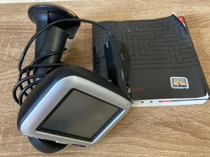 TOMTOM GO 2005 Navigation +Benutzerhandbuch +CD +Installation Poster +ChipCard - Bild 1 von 4