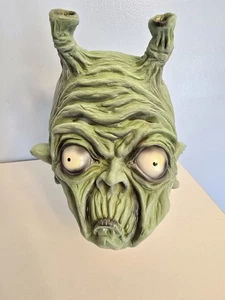 Vintage 1993 Distortions Unlimited Latex Green Alien Mask NEW - Picture 1 of 9