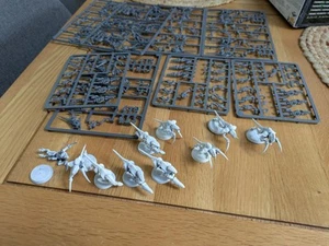 Tyranid Warriors Bundle Tyranids - Warhammer 40K Games Workshop muchos sin construir - Imagen 1 de 17