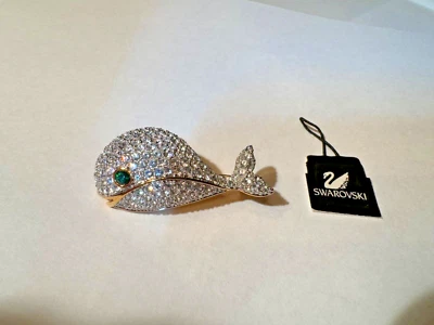 Broche prendedor firmado Swan Swarovski Pave’ chapado en oro pez ballena Foto 1 de 3