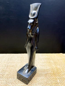 Ancient Egyptian hathor as a cow statue - Unique piece made by Egyptian hands - Picture 1 of 3