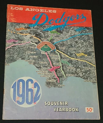 1962 - LOS ANGELES DODGERS - MLB - SOUVENIR YEARBOOK - ORIGINAL - Image 1 of 4