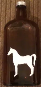 Botella de vidrio pintada a mano para caballo blanco - Imagen 1 de 6