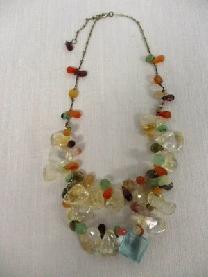 COLLAR DE CUENTAS DOBLE BOTÍN CRISTAL DE ROCA COLORIDO Y PIEDRA SEMIPRECIOSA 17" Foto 1 de 4