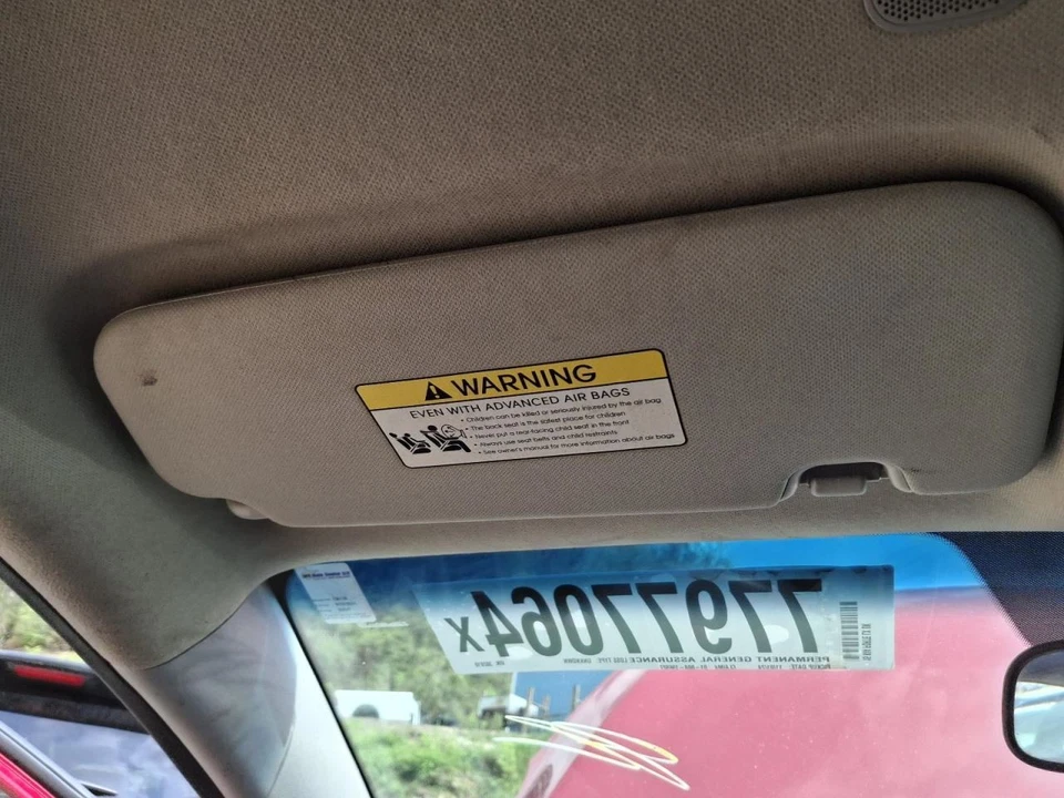 KIA FORTE 2015 parasol conductor bronceado usado OEM 268-11353L 147 k millas Foto 1 de 1