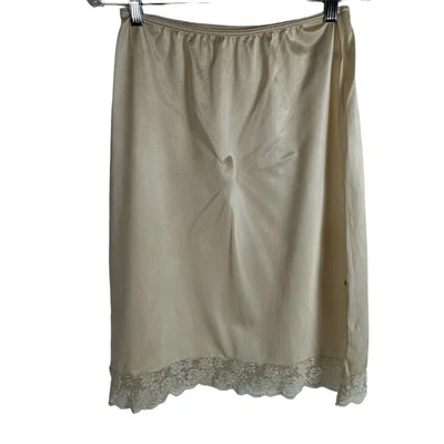 De colección Años 80 Maidenform Chantilly Medio Slip Talla M Crema Borde Encaje Unión EE. UU. Foto 1 de 4