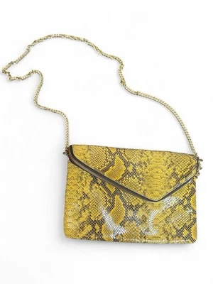 Bolsa de mão Henri Bendel tiracolo com alça de corrente dourada pele de cobra - Imagem 1 de 4