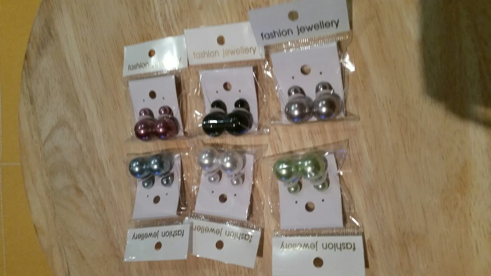 Orecchini doppia perla colori assortiti - Immagine 1 di 1