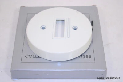 Adaptador de toldo monopunto redondo de iluminación WAC MP-WT blanco bajo voltaje Foto 1 de 3