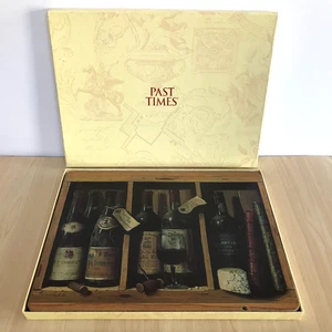 Past Times Placemats Red Wine Bottles by Raymond Campbell Set of 4 Boxed - Picture 1 of 10