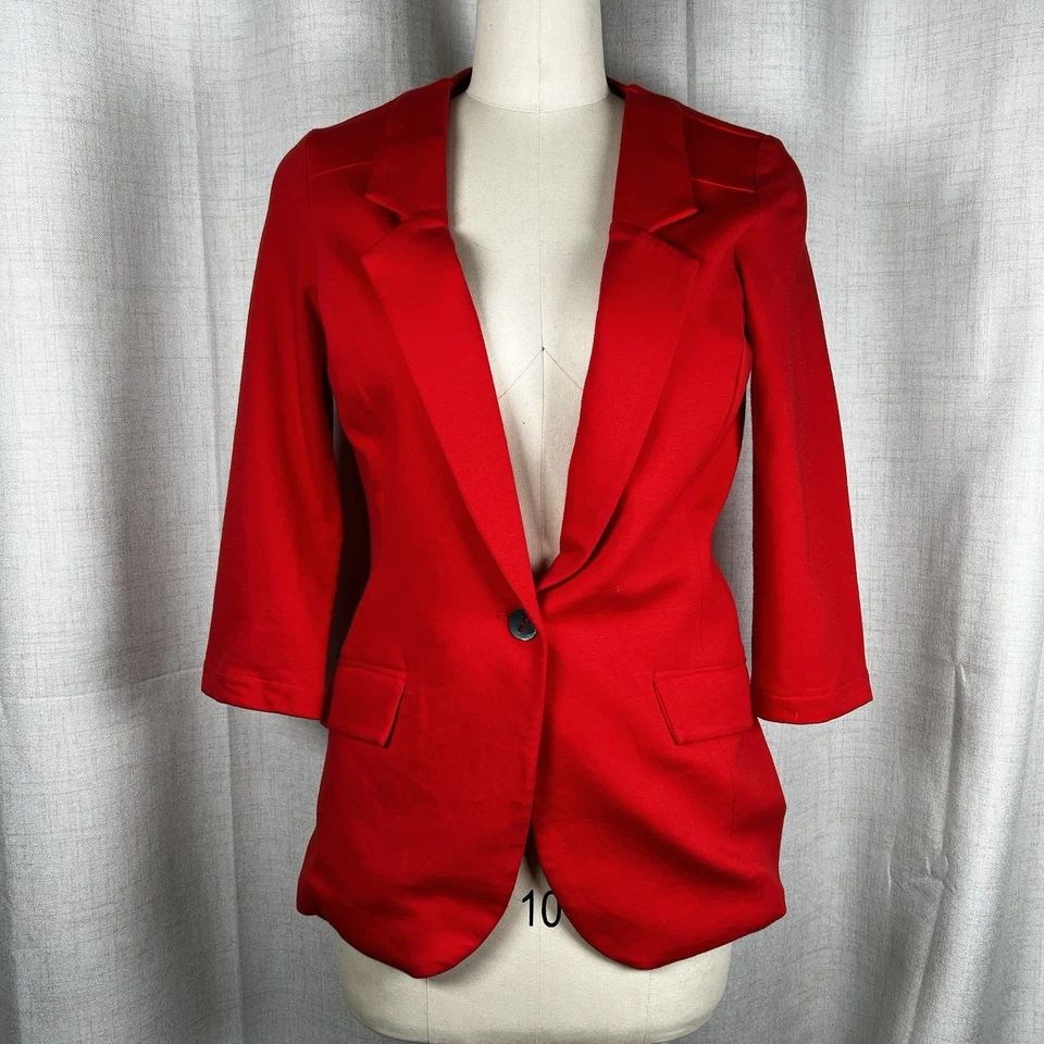 Chaqueta Blazer Barney's New York Para Mujer Talla Mediana Roja Botón Único EE. UU. Foto 1 de 4