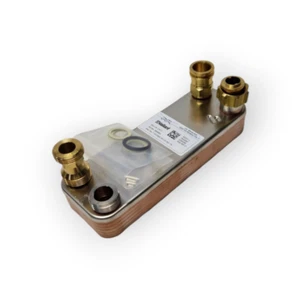 VAILLANT 0020073792 064950 SCAMBIATORE SANITARIO PER CALDAIA VMW IT 242 282 240/ - Foto 1 di 1