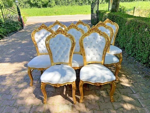 Italian Baroque style pair of 2 chairs in white leather. 4 sets available!!! Cover