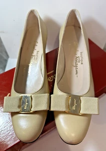 Salvatore Ferragamo Bow Buckle Leather Beige Pump US 6.5 AA Vintage Original BOX - Picture 1 of 12