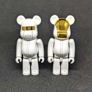Tuta bianca BE@RBRICK 400% DAFT PUNK Ver. MEDICOM GIOCATTOLO Bearbrick dal Giappone senza scatola - Foto 1 di 2