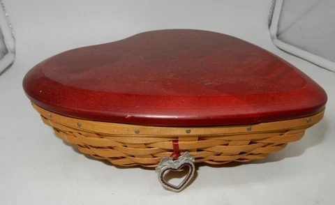 Longaberger SWEETEST HEART 2005 Basket w/ RED Lid & Protector RB Cover