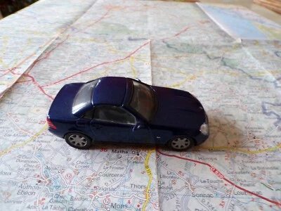 MERCEDES SLK mauve Herpa 1/43 - Photo 1/4