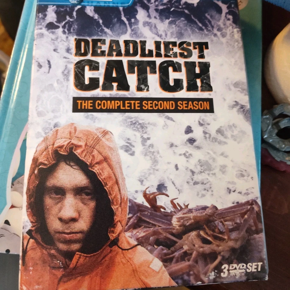 Deadliest Catch DVD set- Complete Second 2nd TV Season DISCOVERY CHANNEL - Image 1 of 1