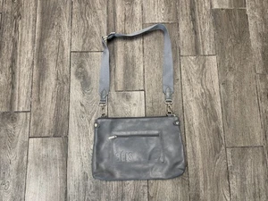 BEIS Crossbody Bag Womens Gray Vegan Leather Adjustable Strap Zip Pocket Travel - Picture 1 of 6