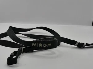 NIKON BLACK NYLON CAMERA NECK STRAP FOR SLR DSLR CAMERAS 1845 - Picture 1 of 2