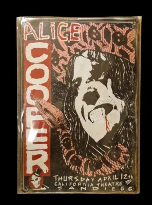 Alice Cooper - Canned/METAL CONCERT SIGN/SHIELD. MANCAVE/MUSIC. - Image 1 of 3
