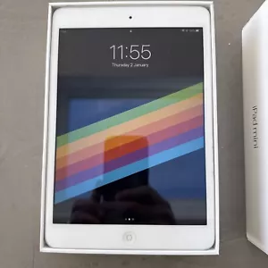 Apple iPad Mini 2nd Generation 7.9 Inch Tablet Wifi 32GB - Picture 1 of 5