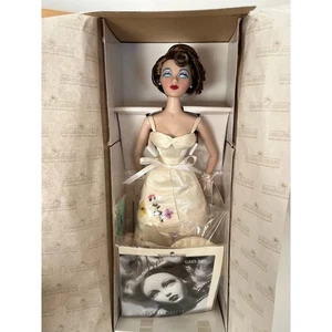 Ashton Drake Gene Garden Party Fashion Doll Mel Odom NIB COA #38240 2001 - Picture 1 of 16
