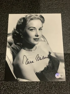 VERA MILES SIGNED 8X10 PHOTO PSYCHO ALFRED HITCHCOCKS BECKETT BAS PSA JSA ACOA - Picture 1 of 3