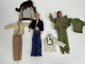 Lote de figuras vintage de muñeca Ken de Mattel y GI Joe años 60 Japón con trajes de ropa - Imagen 1 de 16