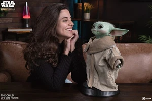 Sideshow Star Wars The Mandalorian The Child Baby Yoda Life Size Figure New - Picture 1 of 17