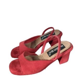 Vintage Fashion Bug Y2K red faux suede block peep toe heels, size 7