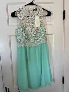HOT AND DELICIOUS WOMENS SLEEVELESS LACE & MINT GREEN DRESS- SIZE MED- NWT 0179 - Picture 1 of 11