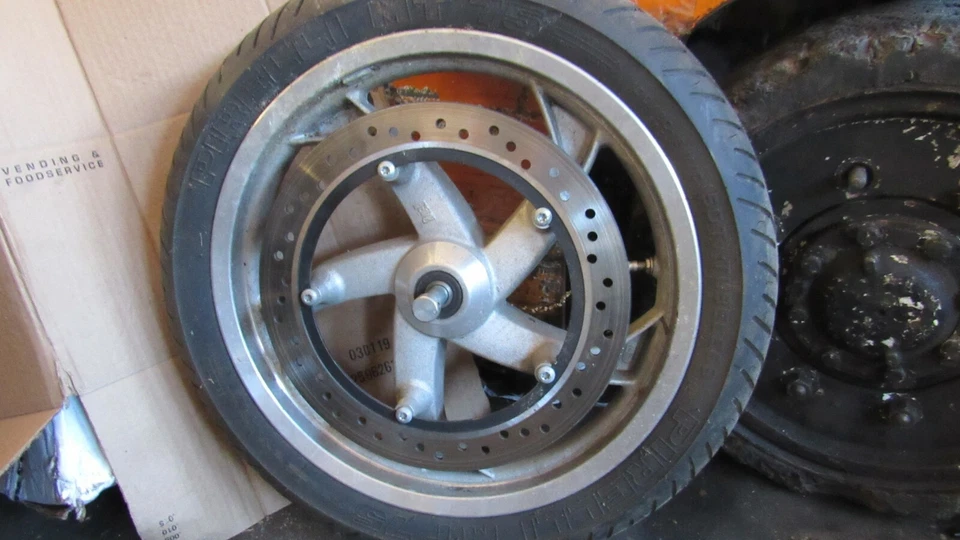 Jante dianteira Buell Blast 2008 - Imagem 1 de 1