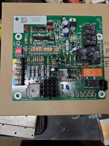 ** BEST SHOP ** Goodman Amana 1165-83-4122a Furnace Control Circuit Board - Picture 1 of 1