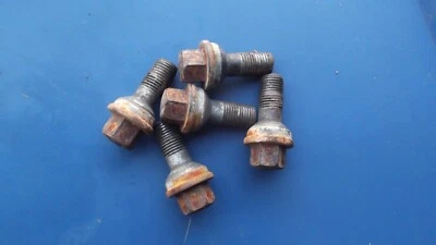 Комплект из 5 оригинальных зажимных болтов для колес Mercedes-Benz ML320 ML430 W163 A16334010070 - Изображение 1 из 2