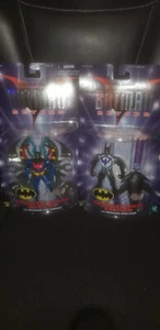 BATMAN BEYOND 2 ACTION FIGURE LOT! BALLISTIC & THUNDERWHIP BATMAN! RARE FIGS! - Picture 1 of 3