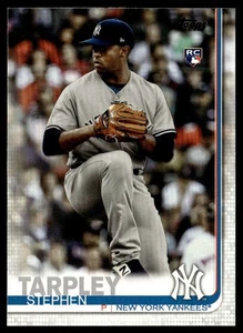 2019 Topps New York Yankees New York Yankees #399 - Picture 1 of 2